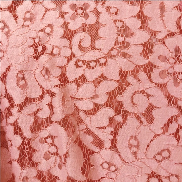 Millennial pink lace crop top from ASOS - Picture 3 of 5